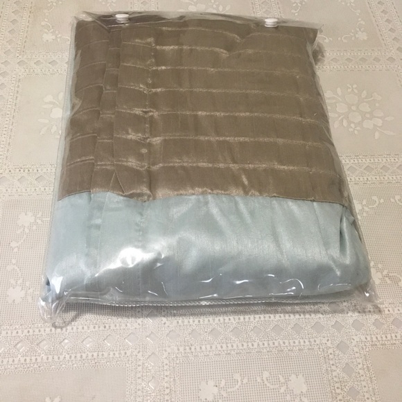 🆕 One Madison Park Amherst 84” Curtain Panel - Picture 3 of 12